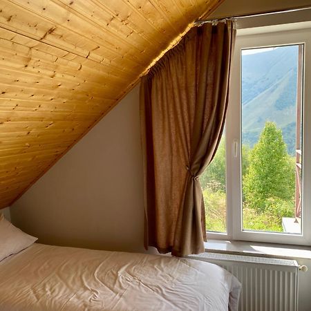 White House Gudauri Hotel Bagian luar foto