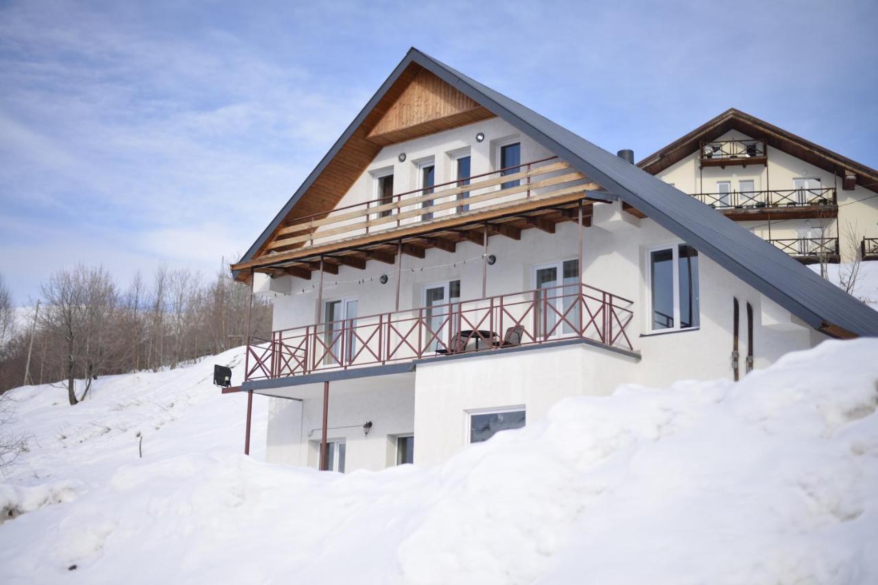 White House Gudauri Hotel Bagian luar foto