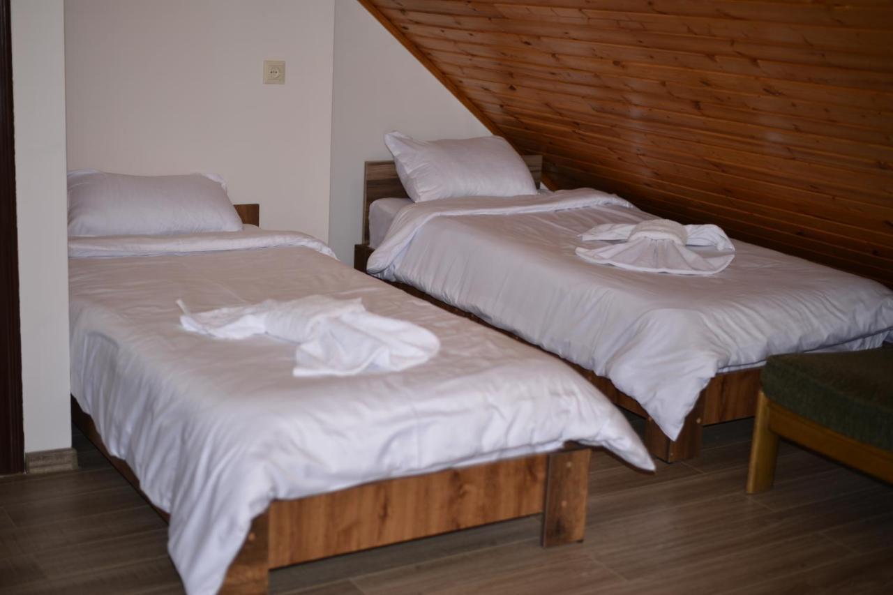 White House Gudauri Hotel Bagian luar foto